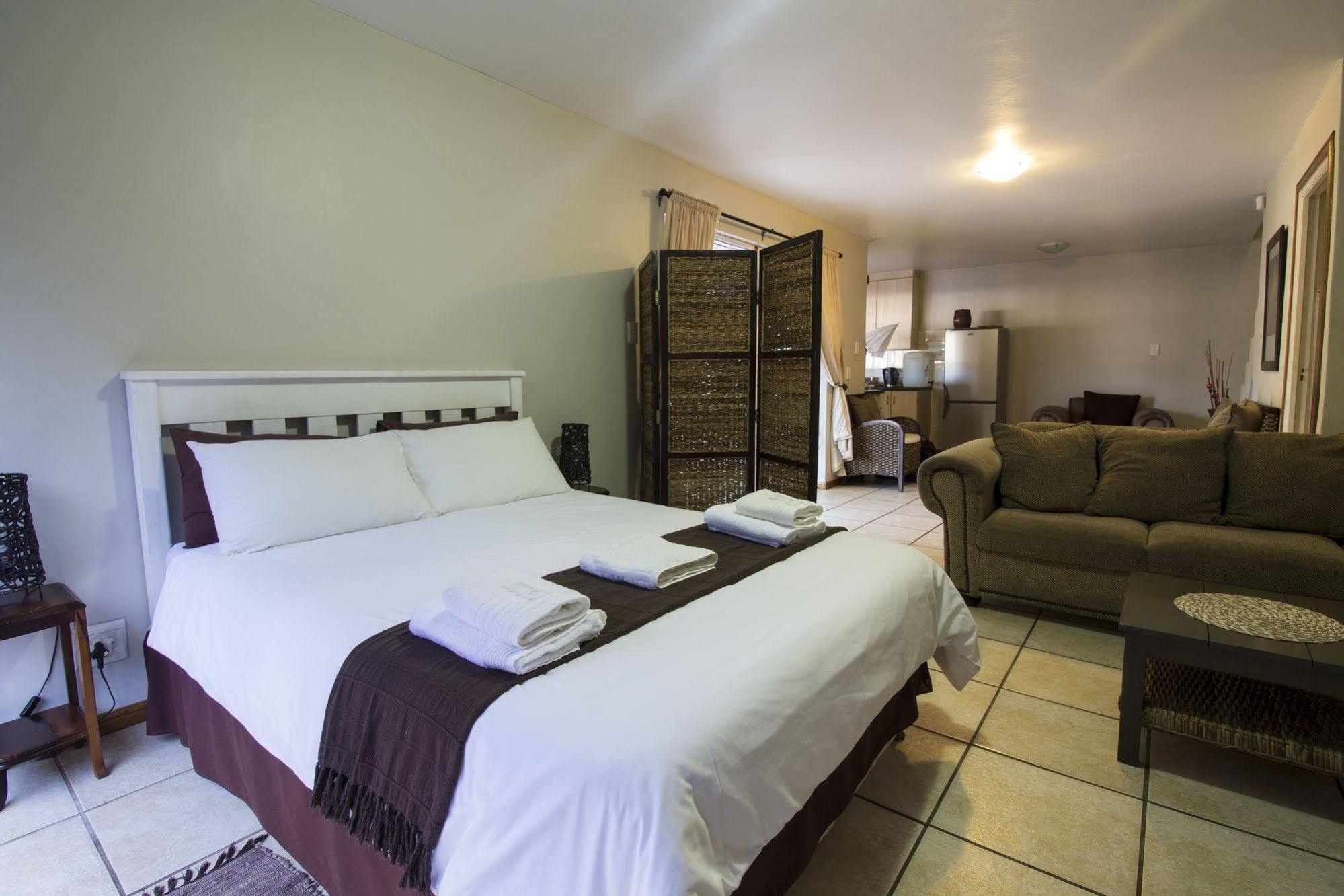 Appartamento Madiolyn Jeffreys Bay Esterno foto